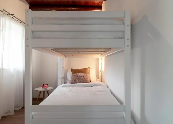 Massaresc شقة Cugnasco