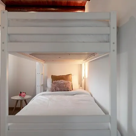Massaresc Apartmán Cugnasco